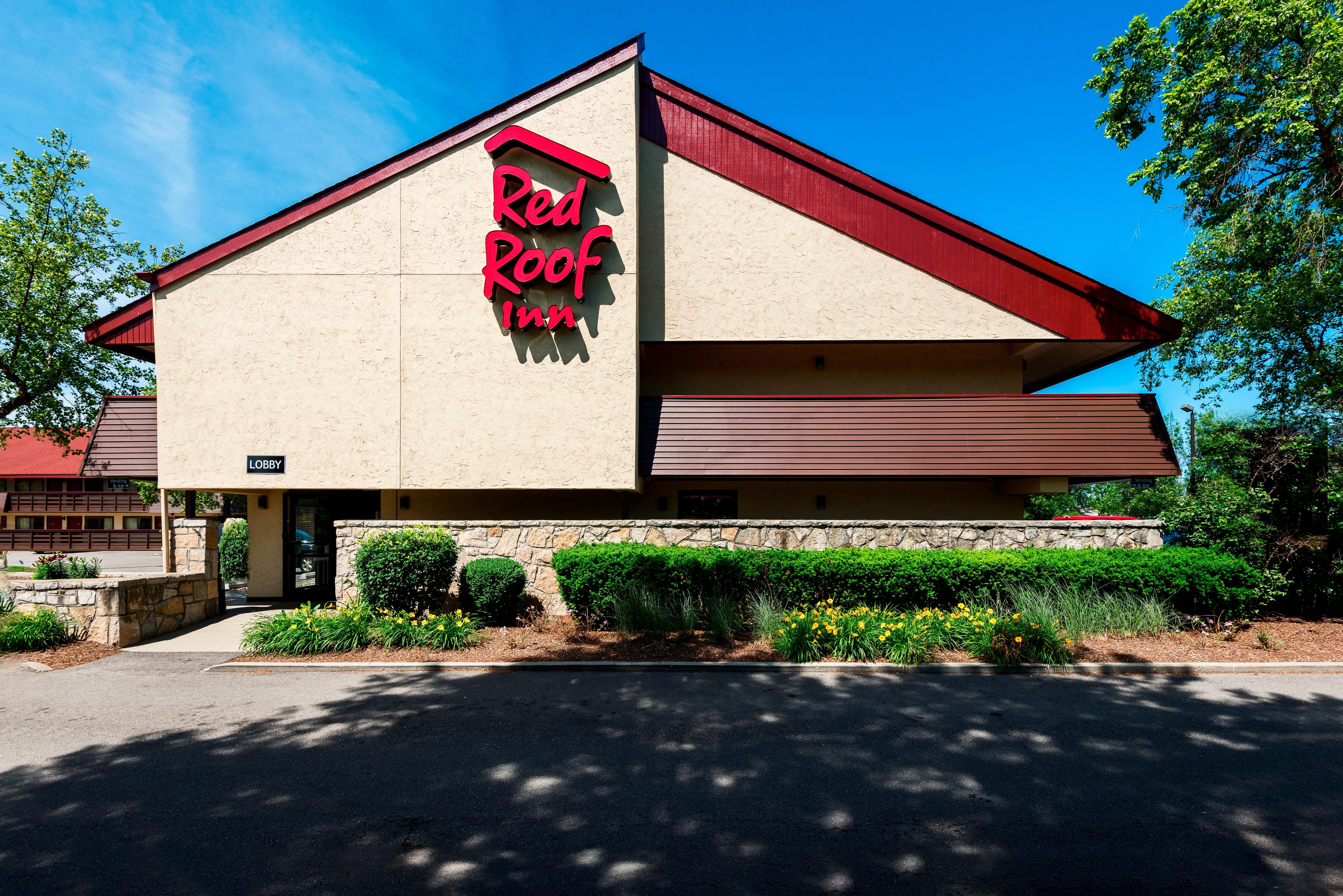 Red Roof Inn Rockford East - Casino District Exterior photo